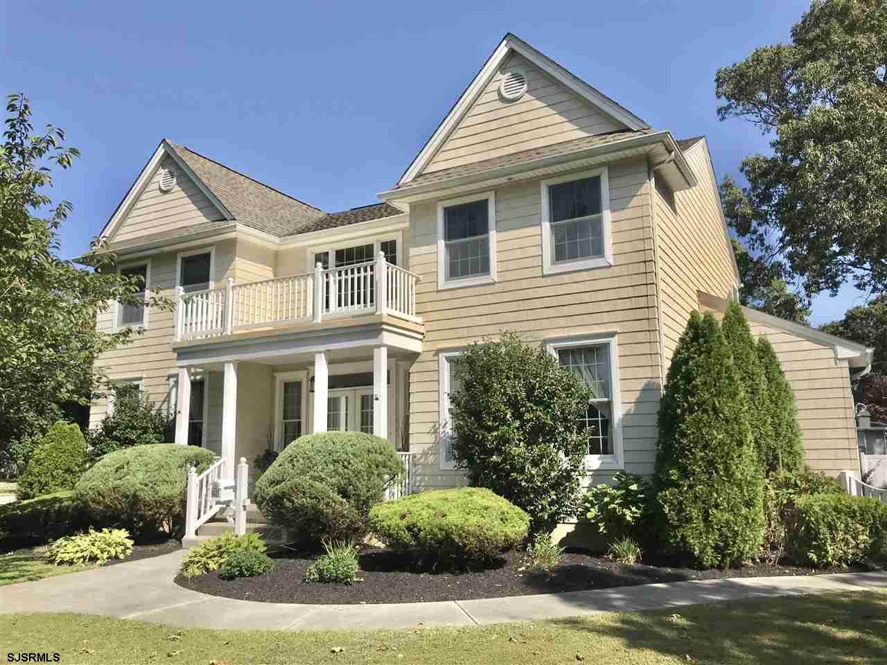 132 Davis Avenue - Photo 1
