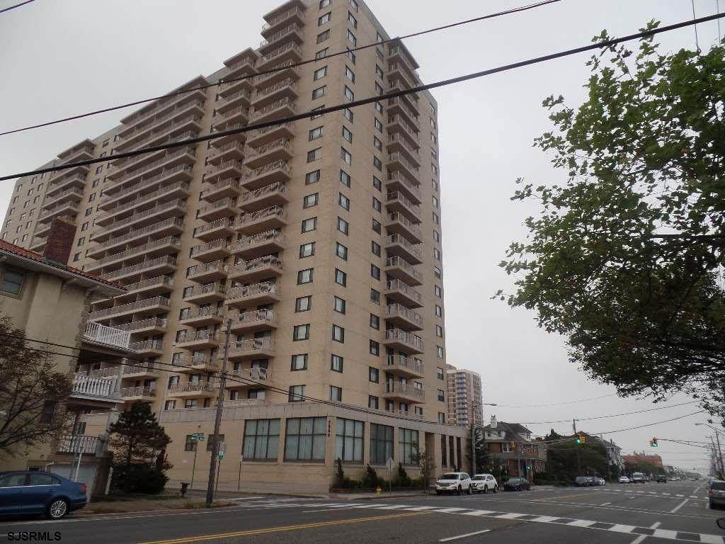 5000 Boardwalk - Photo 1