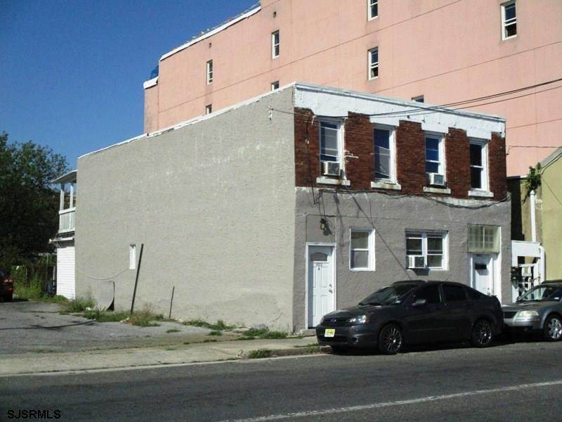 1523 Baltic - Photo 1