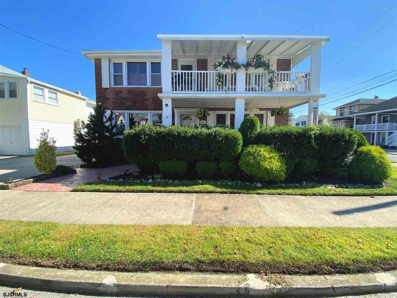 6806 Winchester - Photo 1