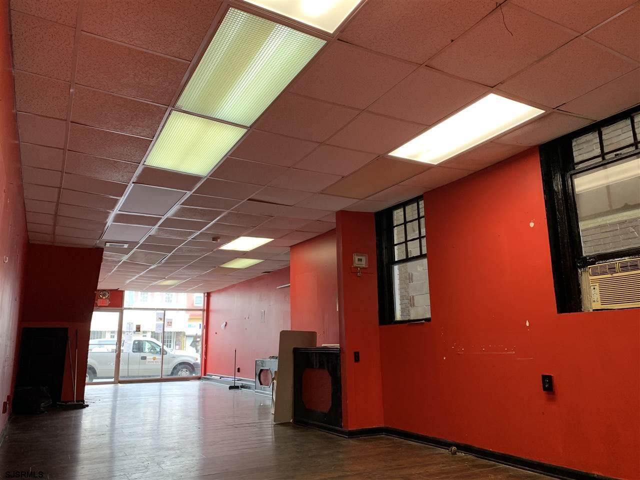 2406 Atlantic - Photo 1