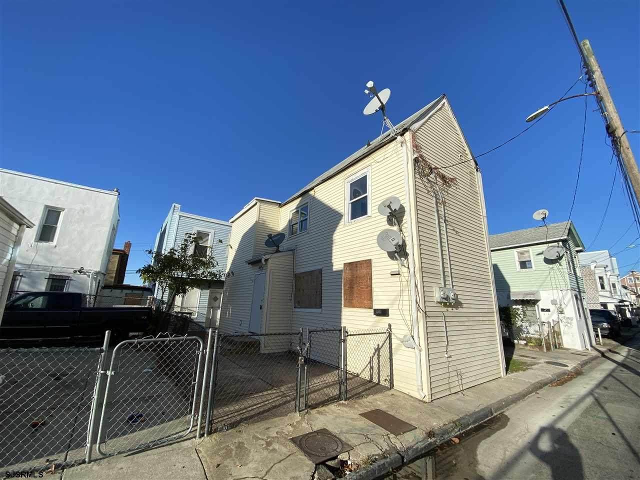 2521 Centennial - Photo 1
