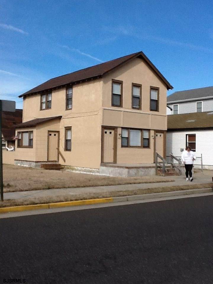 9317 Monmouth - Photo 1