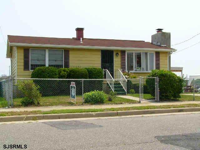 2322 Murray - Photo 1