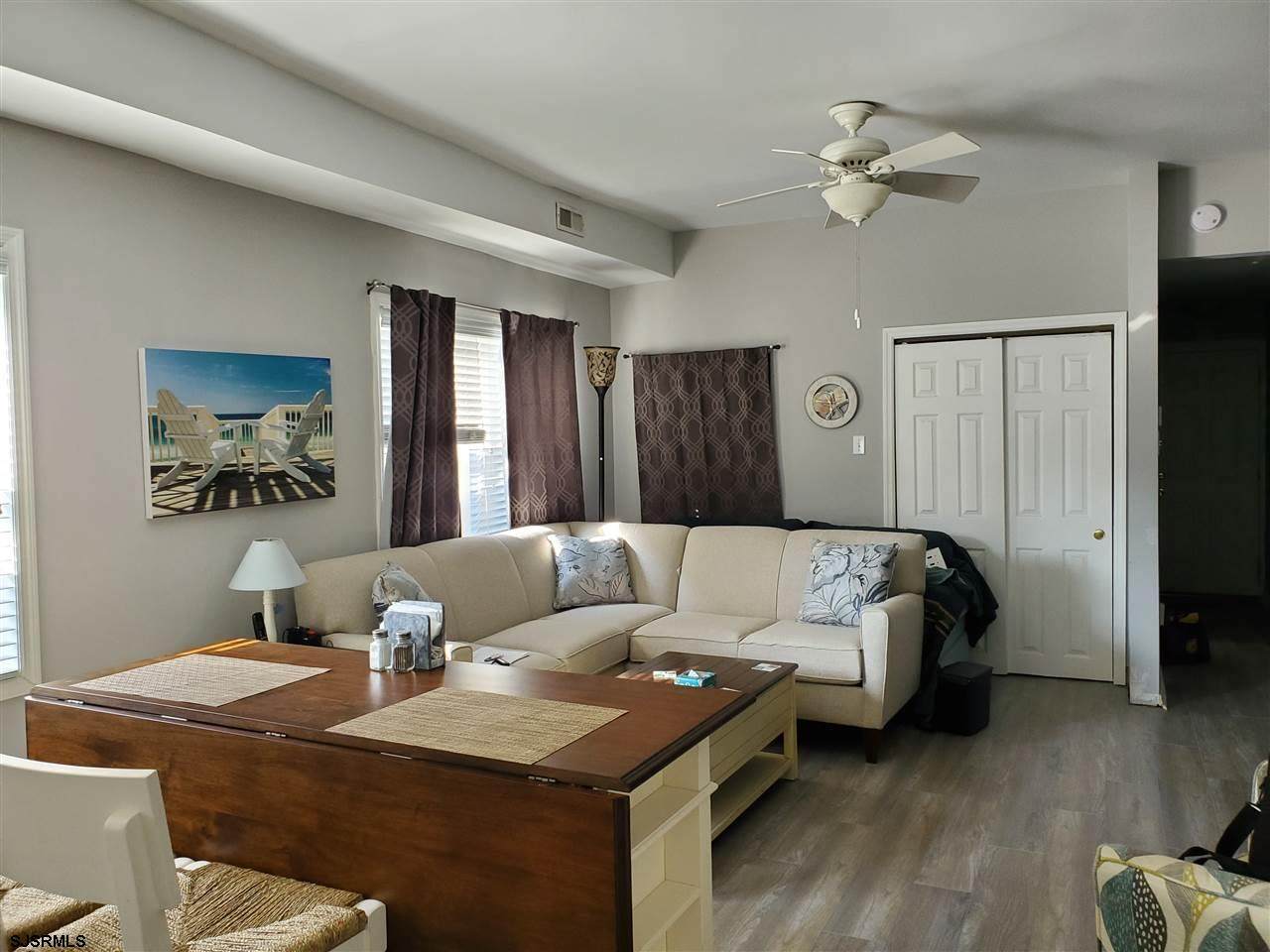 30 Richards - Photo 1