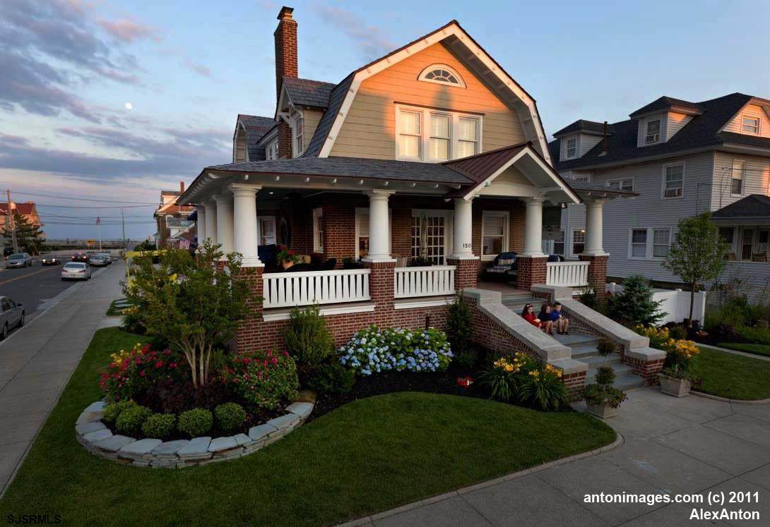 1501 Wesley - Photo 1