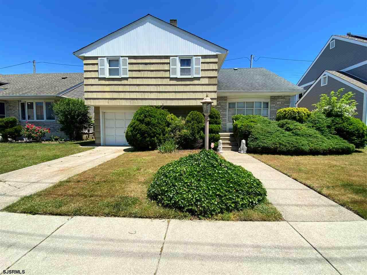 409 Clermont - Photo 1