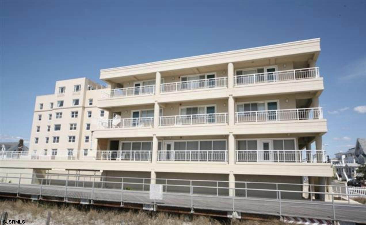 6100 Boardwalk - Photo 1