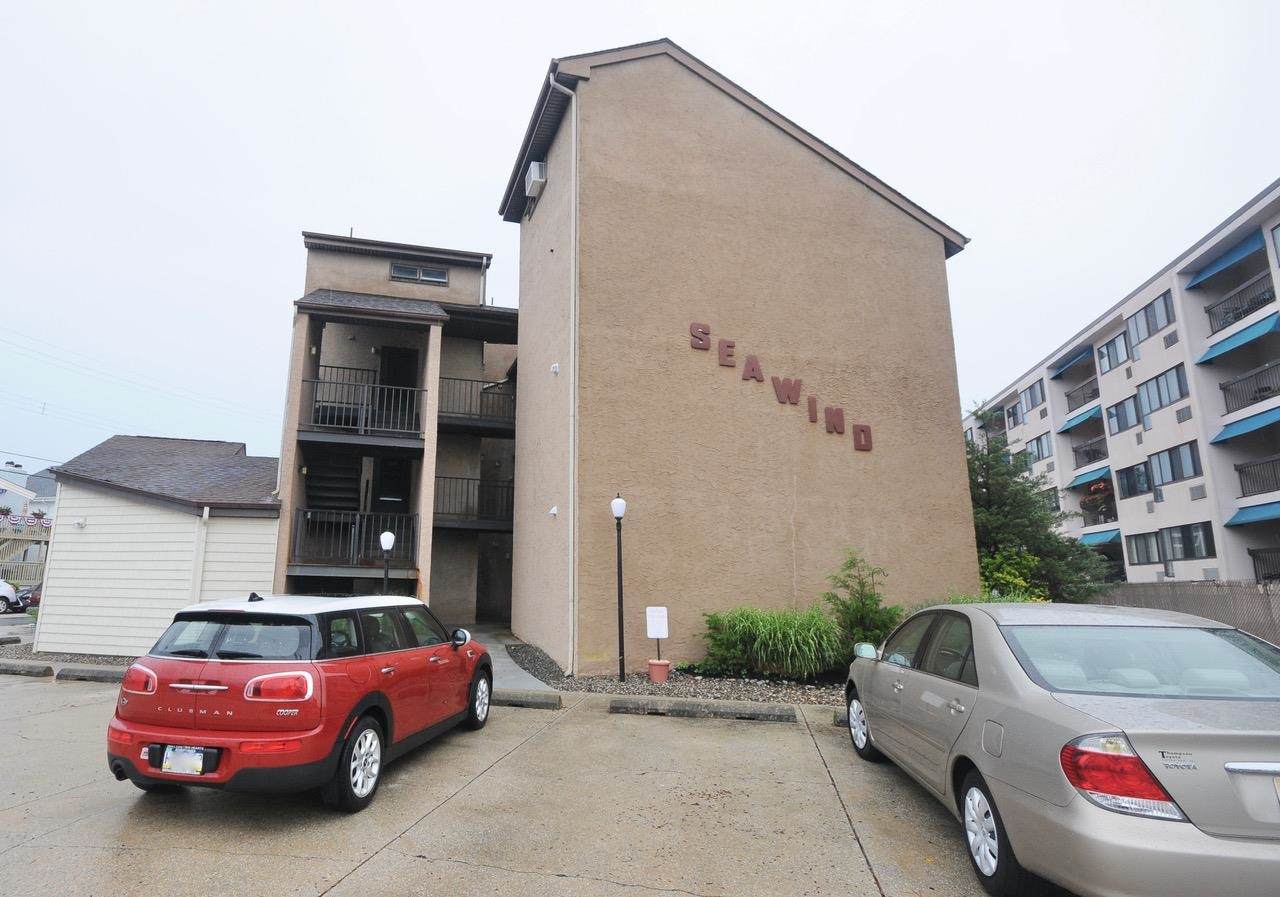 4400 Brigantine - Photo 1