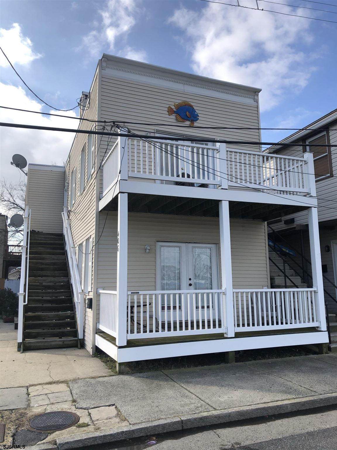 406 Massachusetts Ave - Photo 1