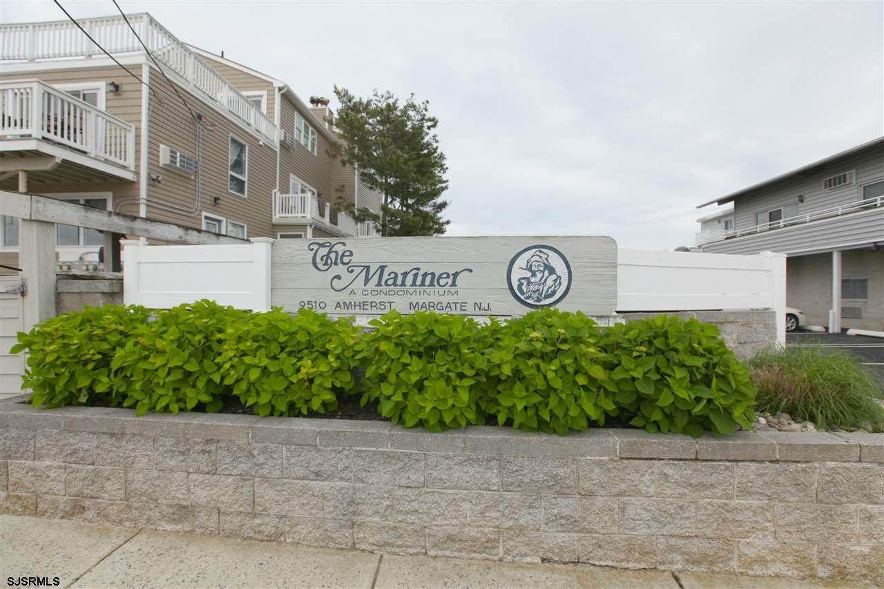 9510 Amherst - Photo 1