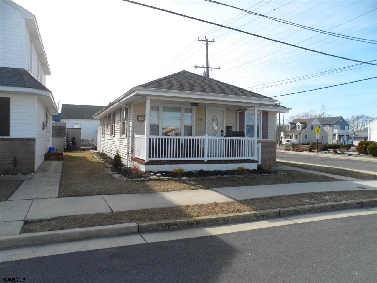 218 Haverford - Photo 1