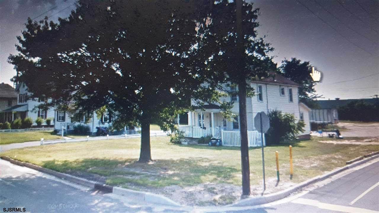 566 East - Photo 1