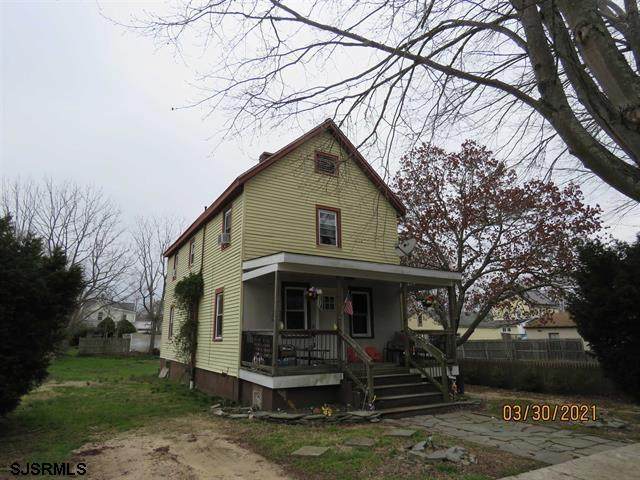 718 Adams - Photo 1