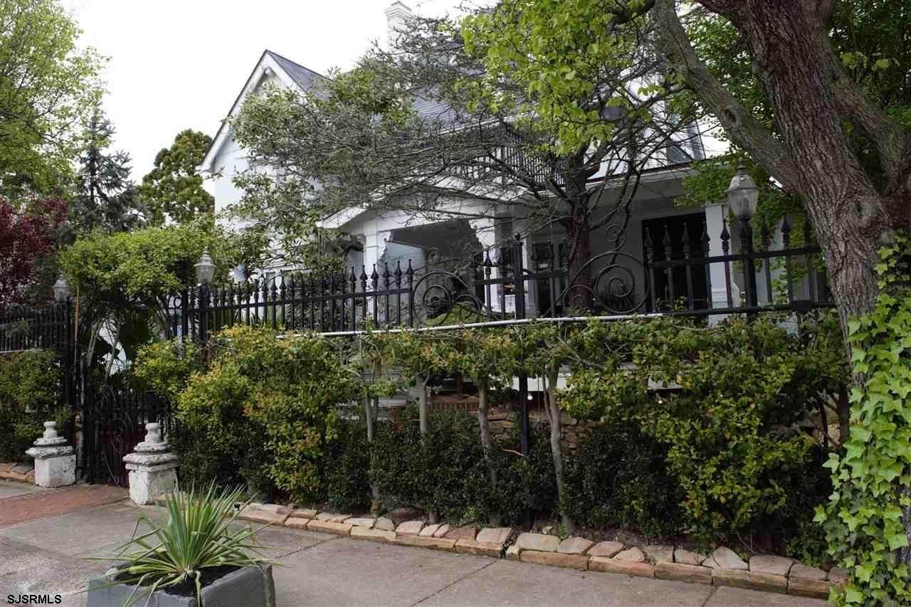 5607 Ventnor Ave - Photo 1