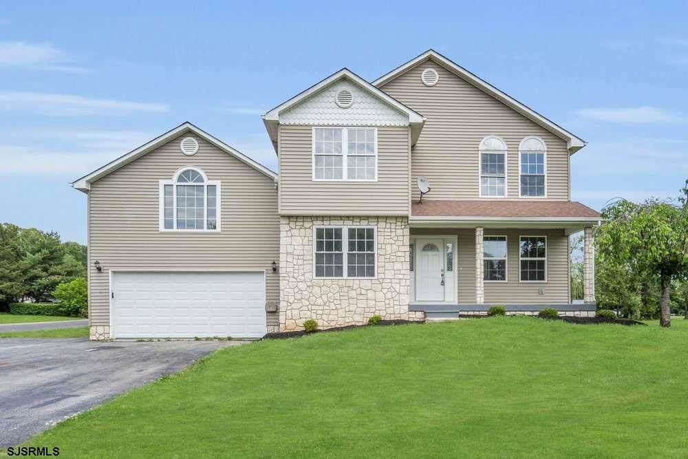 7 Country Club Dr - Photo 1
