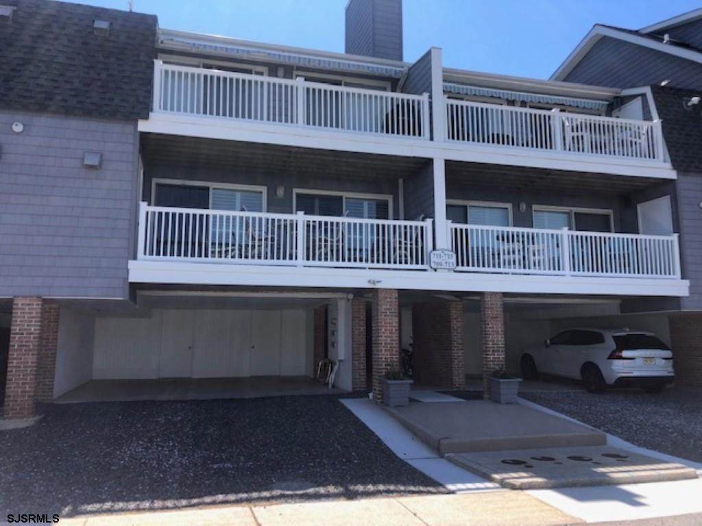 711 Periwinkle - Photo 1