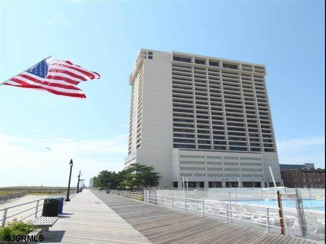 3851 Boardwalk - Photo 1