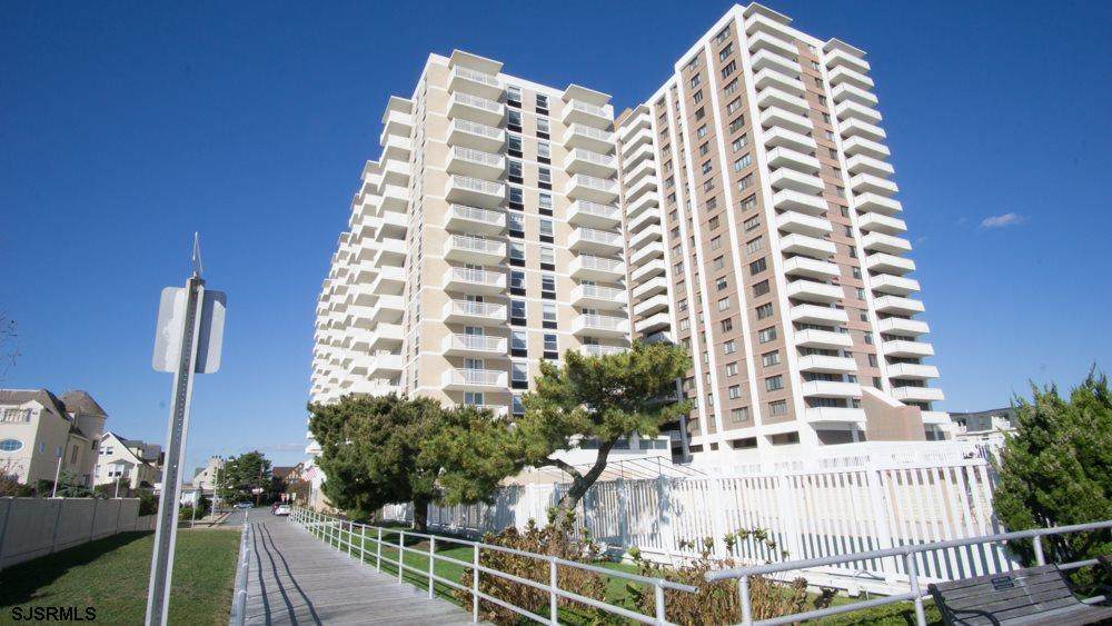 101 Plaza - Photo 1
