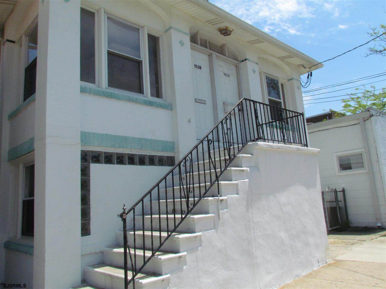 103 Troy Ave - Photo 1