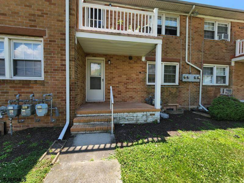 707 Dorset Avenue - Photo 1