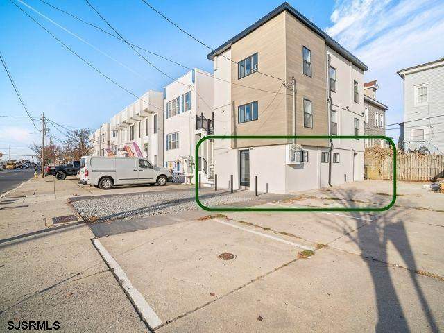 21 Albany - Photo 1