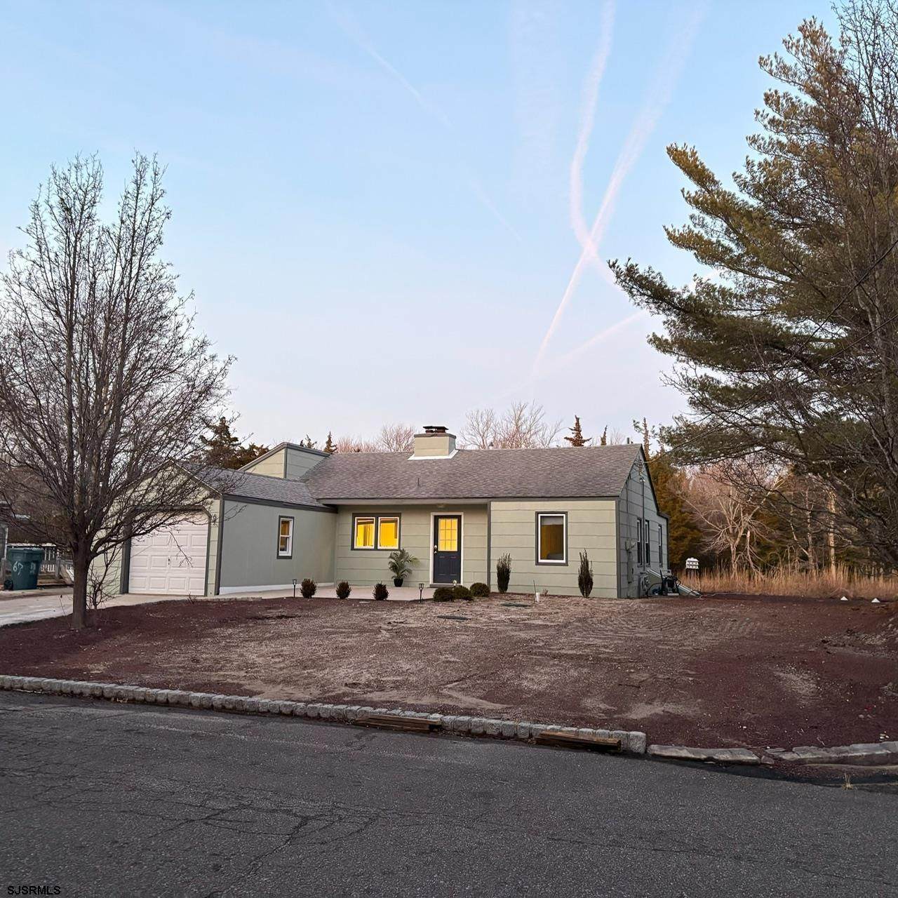 67 Seameadow - Photo 1