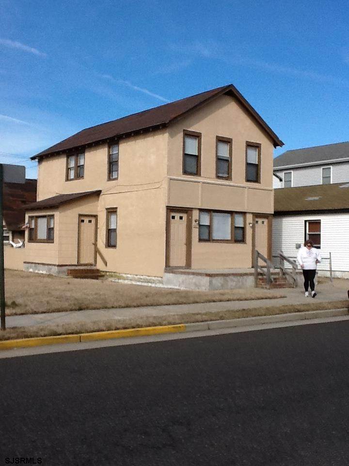 9317 Monmouth - Photo 1