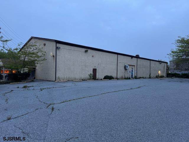 1923 Bacharach Blvd - Photo 1