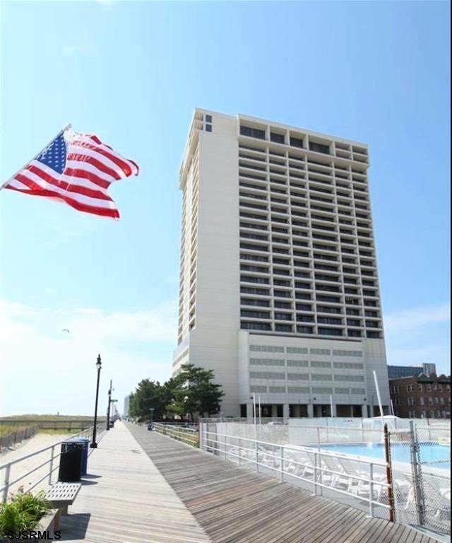 3851 Boardwalk - Photo 1