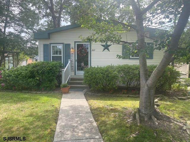 207 Dock - Photo 1