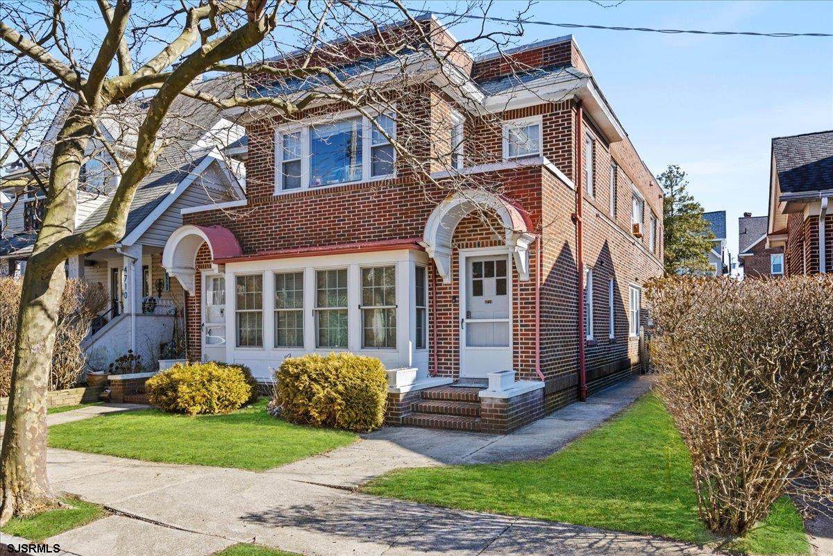 4714 Theresa - Photo 1