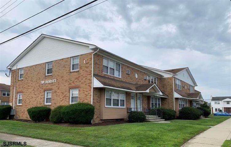 709 Dudley - Photo 1