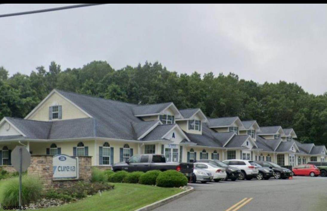 236 Jimmie Leeds - Photo 1