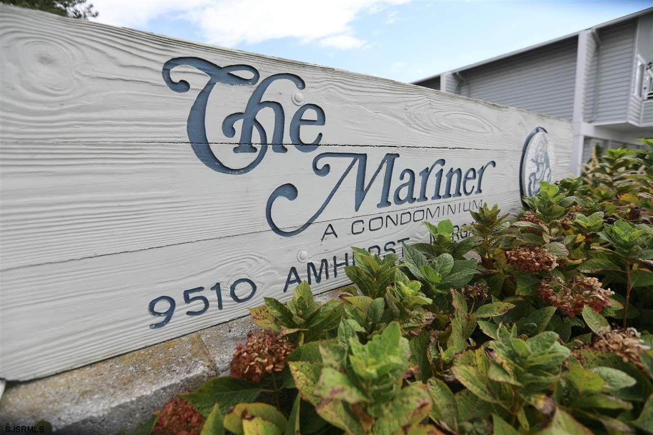 9510 Amherst - Photo 1