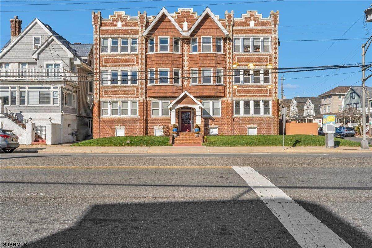 5003 Atlantic Ave - Photo 1