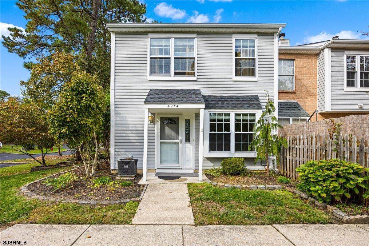 4934 Winterbury - Photo 1