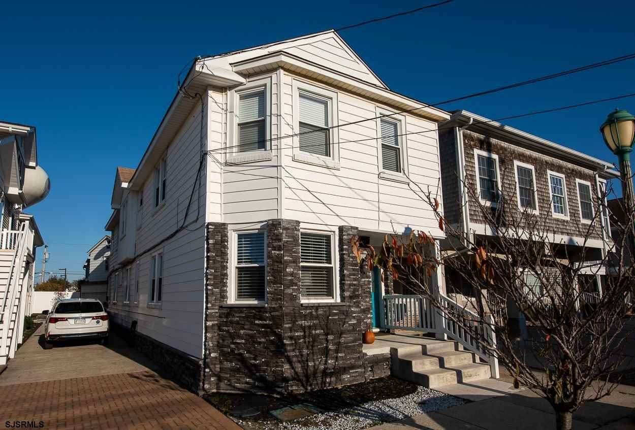 109 Washington - Photo 1
