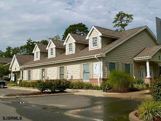 4 Jimmie Leeds Rd - Photo 1