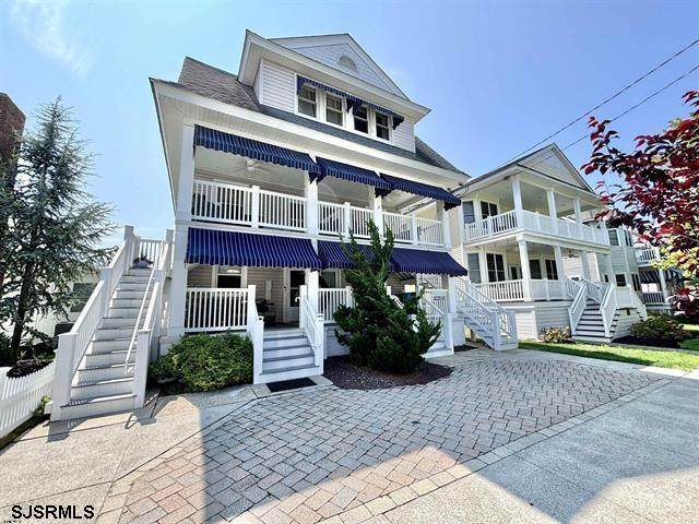 1429 Central - Photo 1