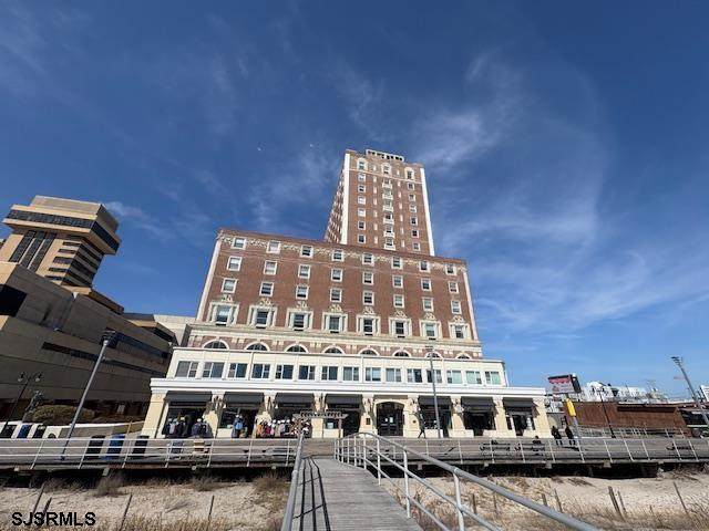 2721 Boardwalk - Photo 1