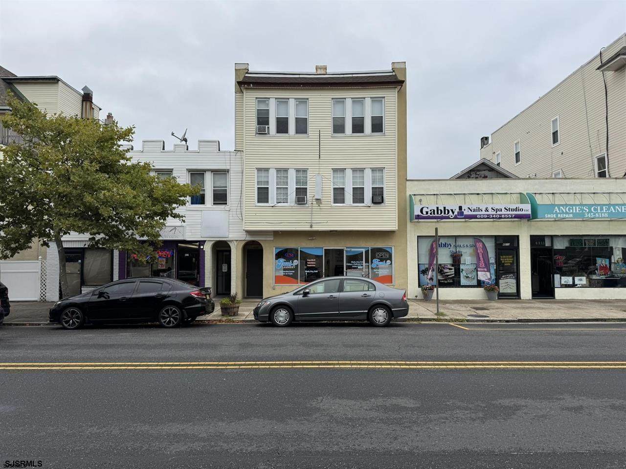 4215-17 Ventnor - Photo 1