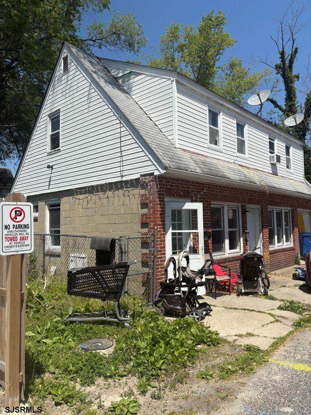 113 7th - Photo 1