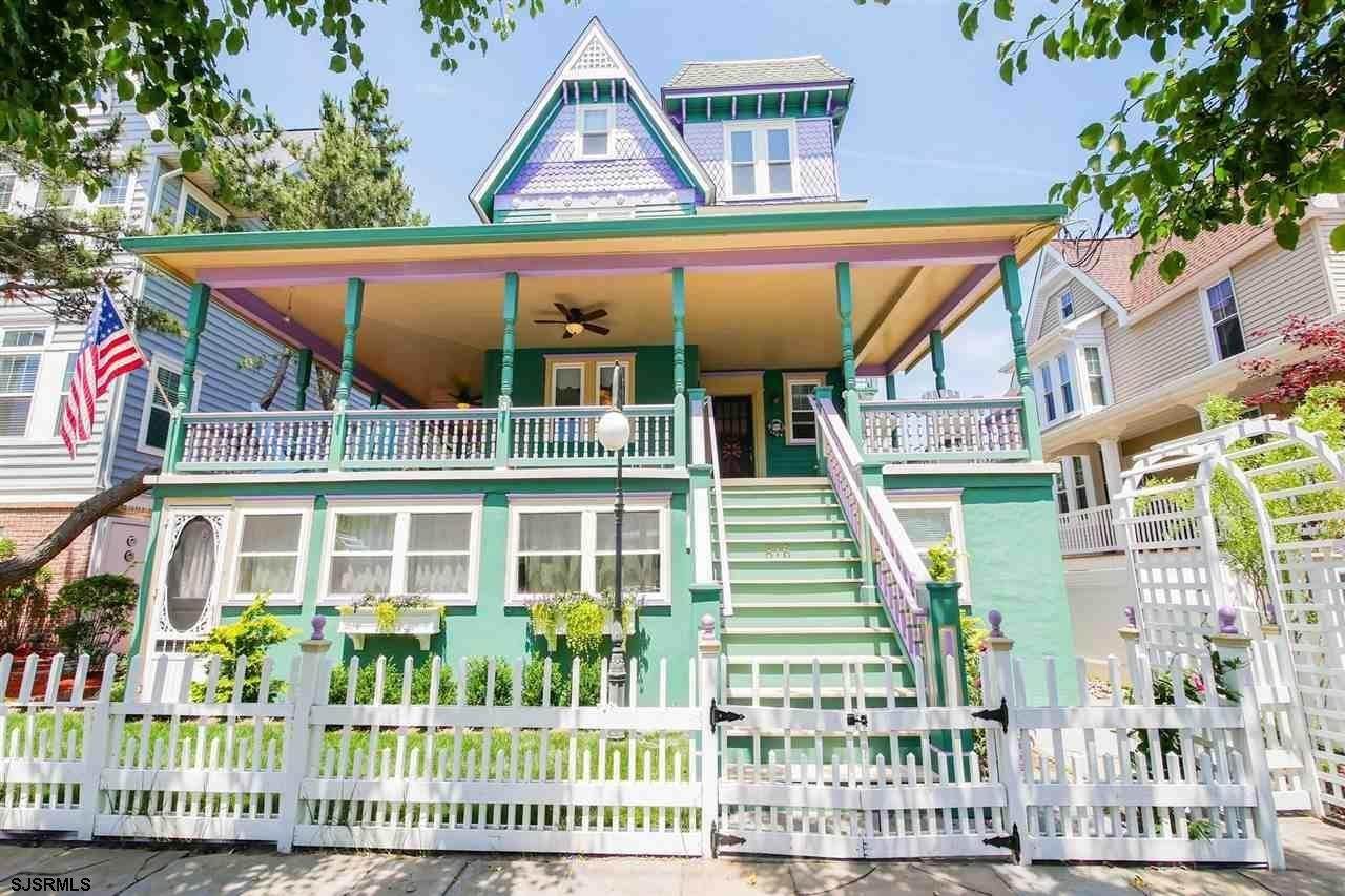 816 Wesley - Photo 1