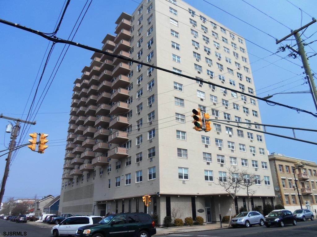 3817 Ventnor - Photo 1
