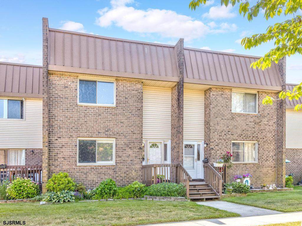 801 Dudley - Photo 1