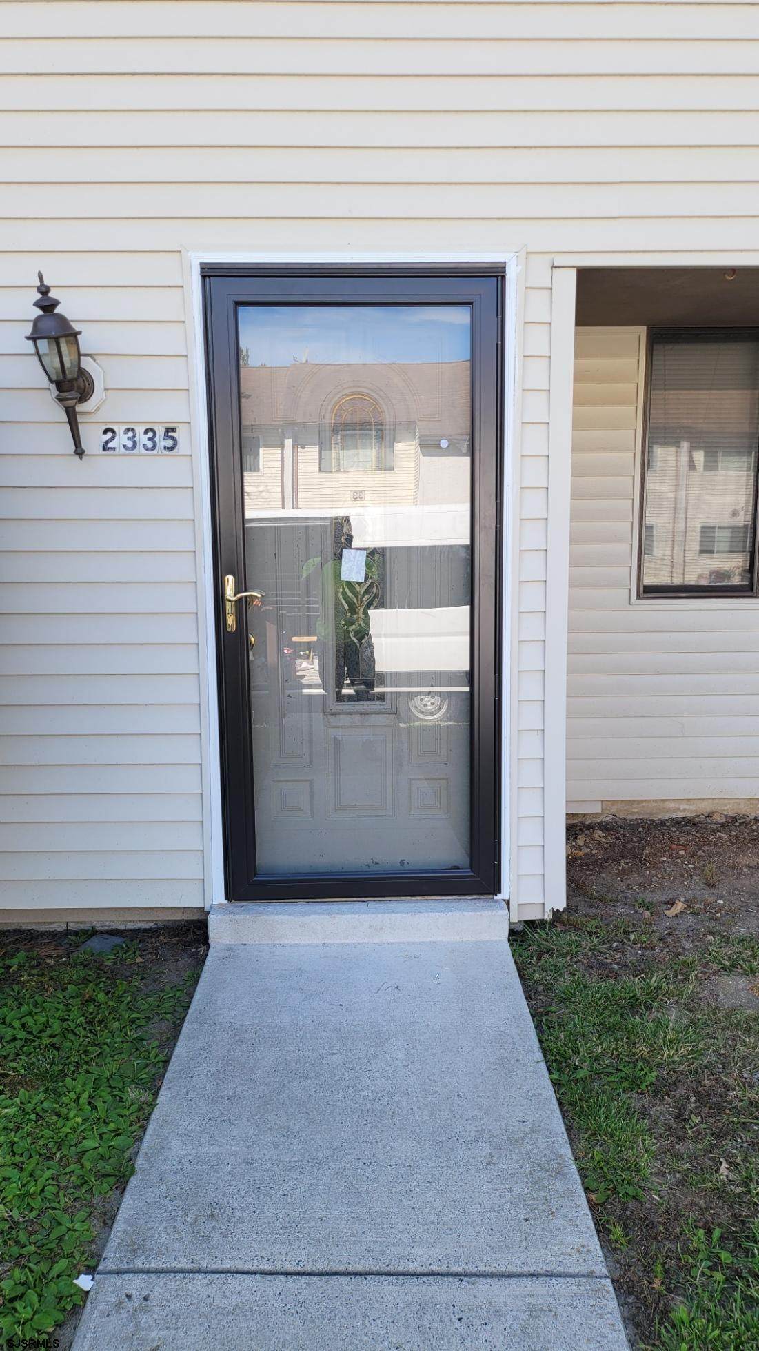 2335 Primrose - Photo 1