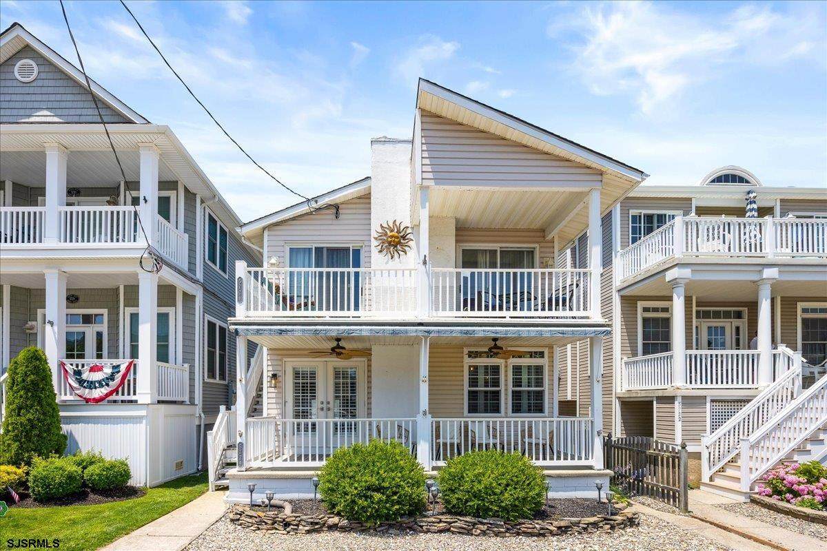 5724 Asbury - Photo 1
