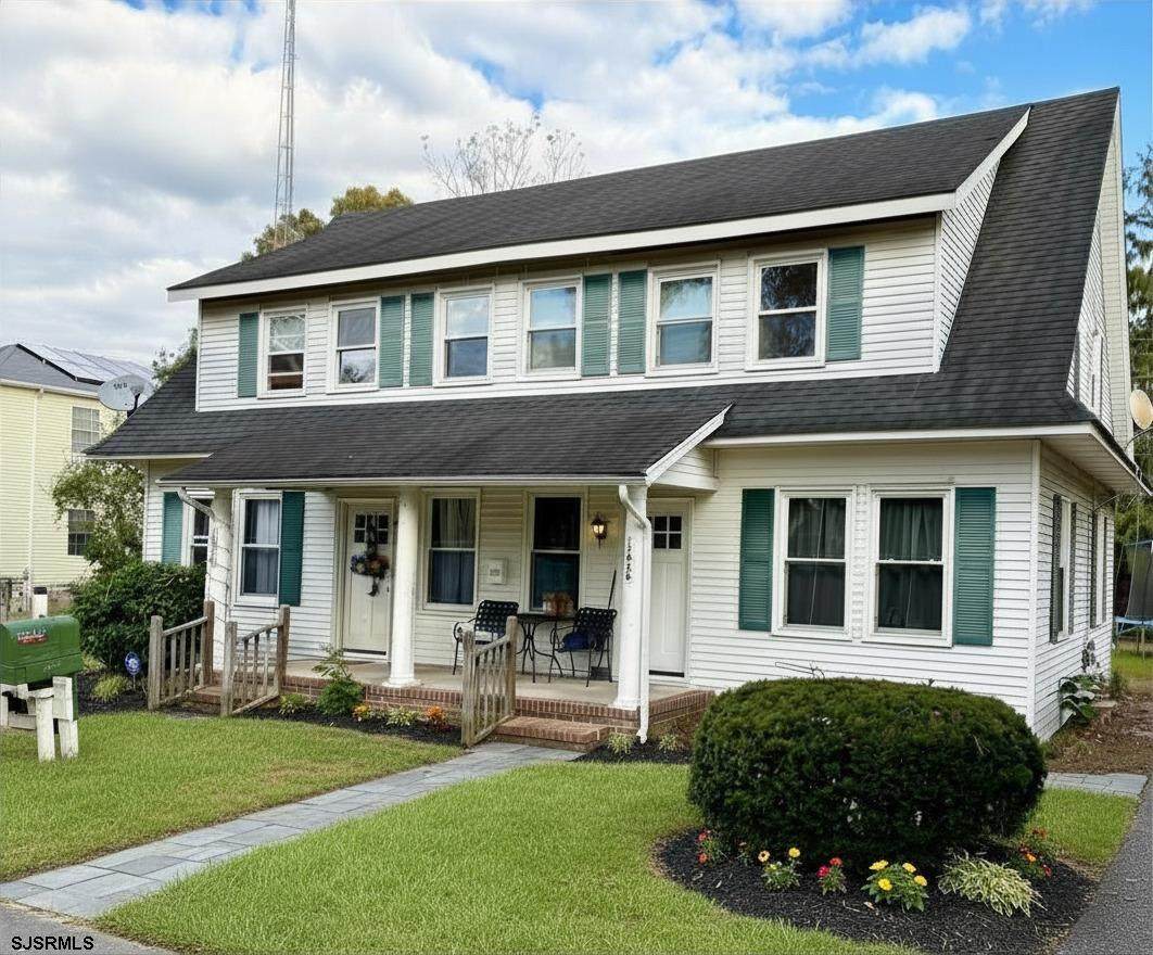 1305 Matthews - Photo 1