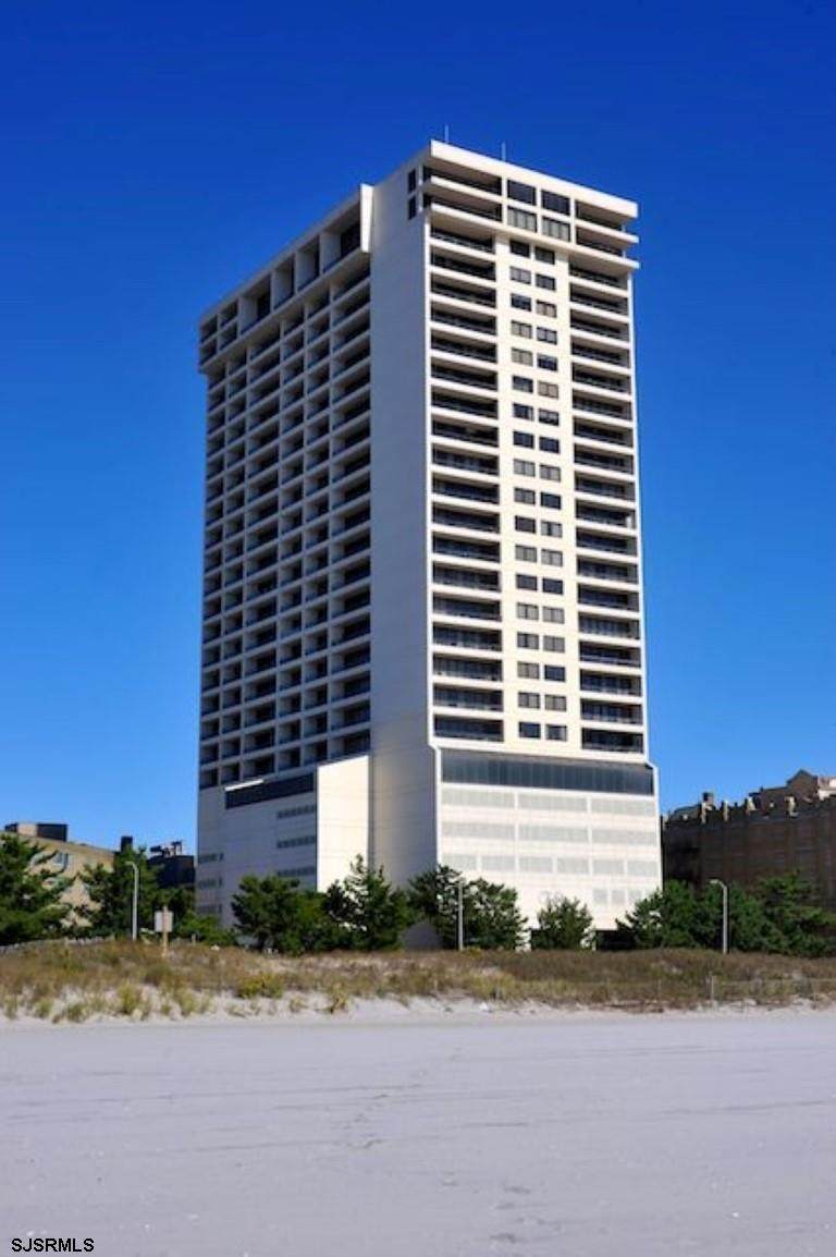 3851 Boardwalk - Photo 1